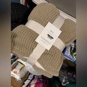 Threshold Waffle Knit Sherpa Throw - Beige